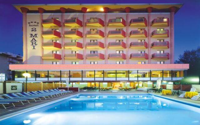 Hotel Due Mari вид на фасад