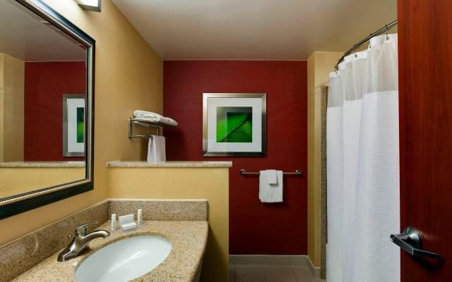 Courtyard by Marriott Chicago Schaumburg/Woodfield Mall