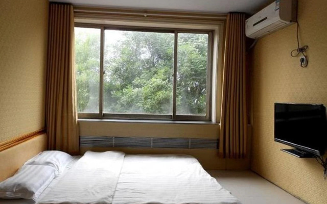 Red Star Business Hotel