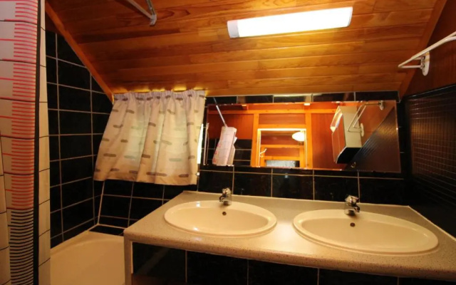 Chalet Mont-Dore, 4 pièces, 9 personnes - FR-1-608-88
