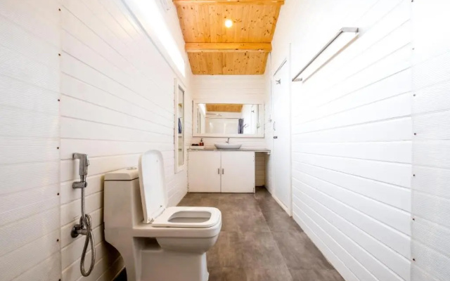 Out house, 1br, Stay, Dine and Fitness by Roamhome