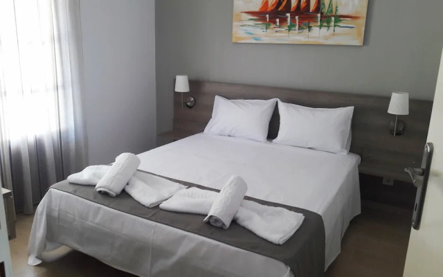 Astron Hotel