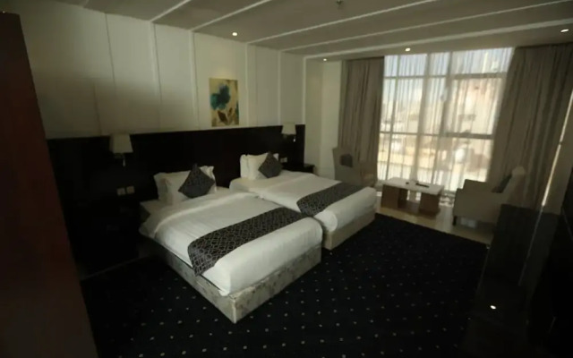Layale Lamar Hotel