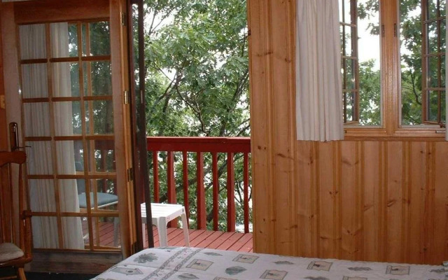 Tree Tops Bed & Breakfast