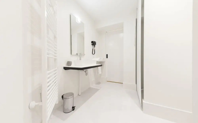 Appart Hotel Eugenie