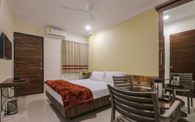 Hotel The Samrat