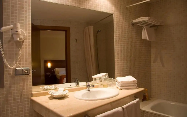 Torre Monreal Hotel