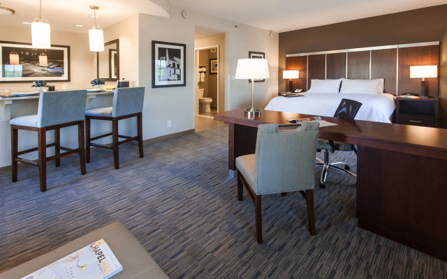 Hampton Inn & Suites Chapel Hill-Carrboro/Downtown