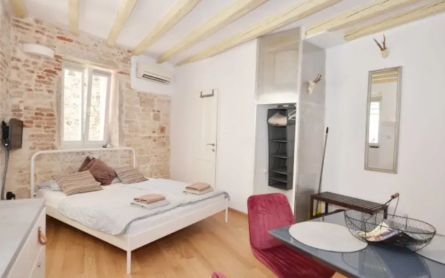 Modern and Cozy Rovinj Old Town Apartments