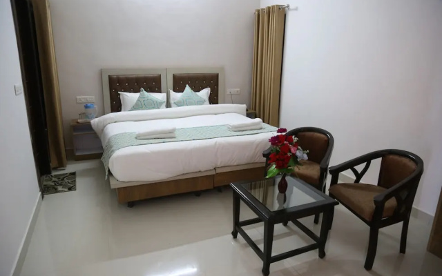 Hotel Yog Tapovan