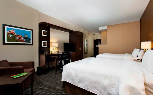 Courtyard by Marriott Montreal Downtown