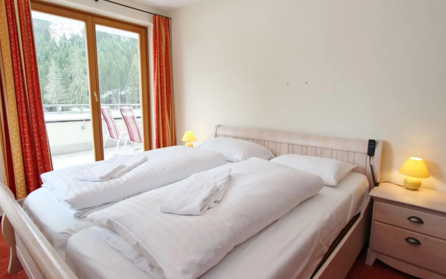 Chalet in Saalbach Near Ski Lift