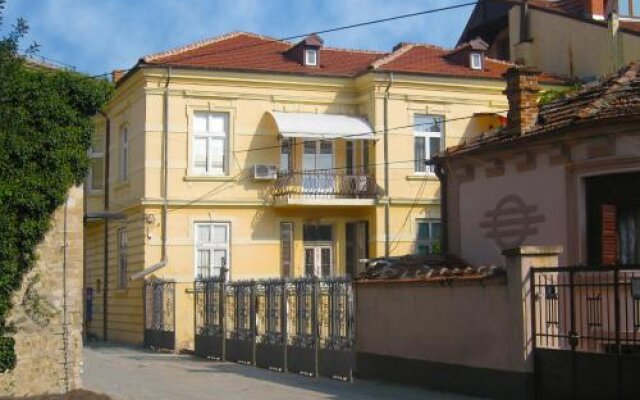 Villa Viktorija in Bitola, Macedonia from 65$, photos, reviews - zenhotels.com hotel front