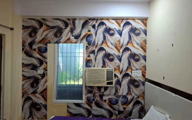 Happy Guest House