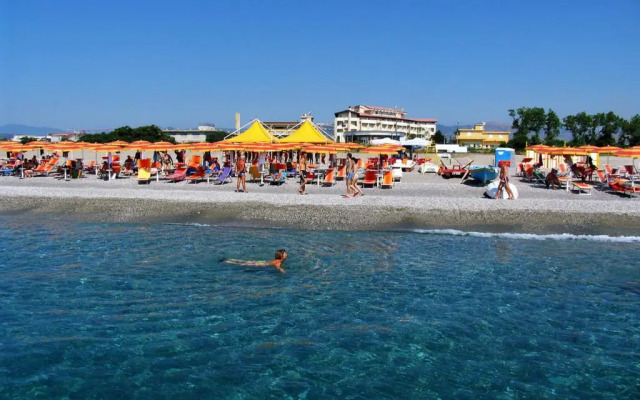 Monolocale Deluxe a 2,7 Km Dal Mare Per 2 Persone