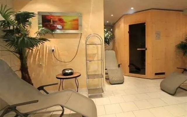 Advance Hotel zum Hahn