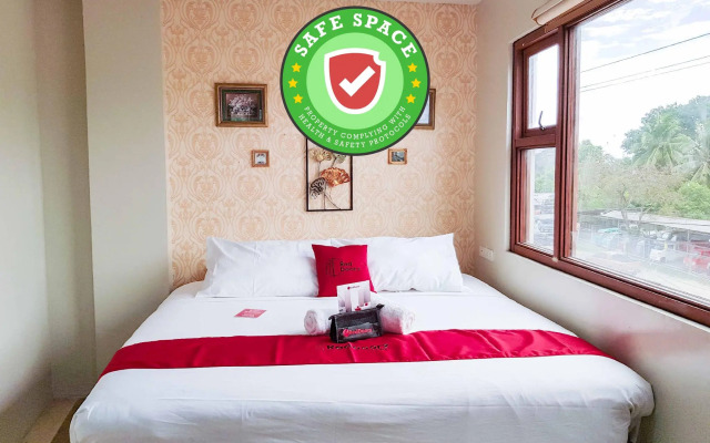 RedDoorz Plus near Holy Name University Medical Center