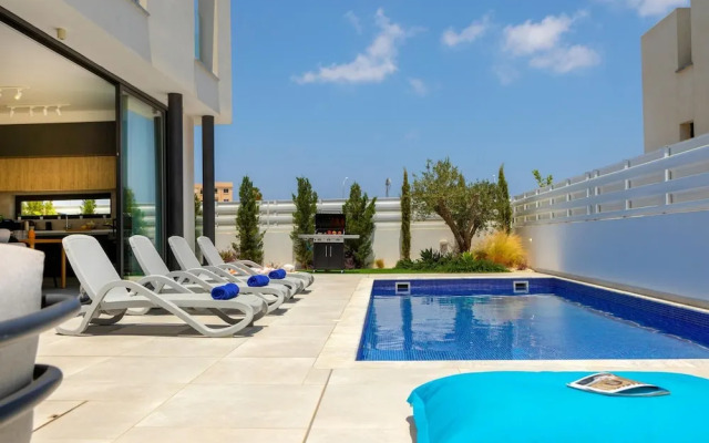 Protaras Almaria Villa 16