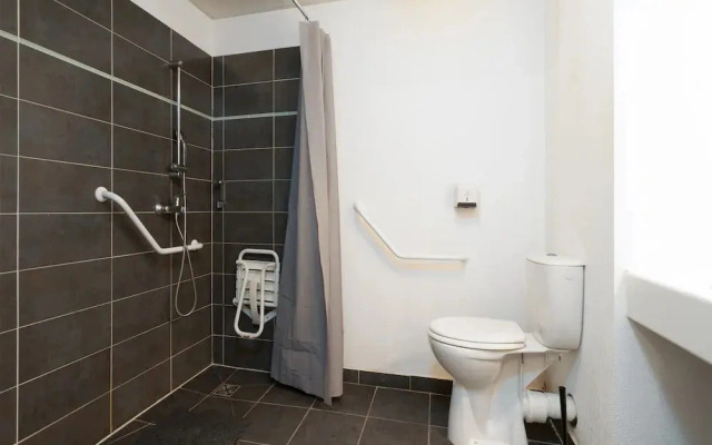 Apartment in Le Grau-du-roi for Family