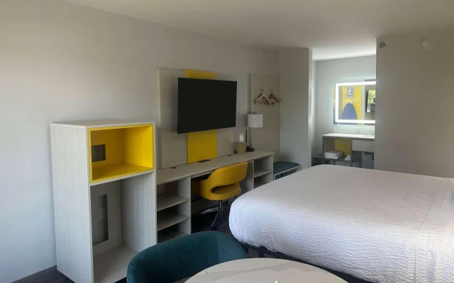 Days Inn by Wyndham Baltimore Northwest