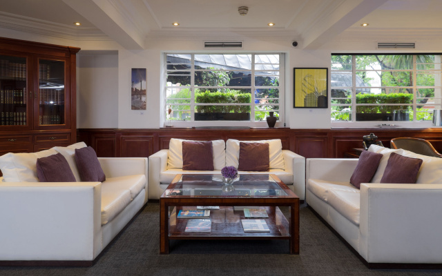 The Level at the Melia White House