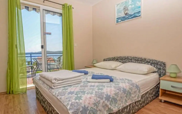 Studio Apartments Lulak