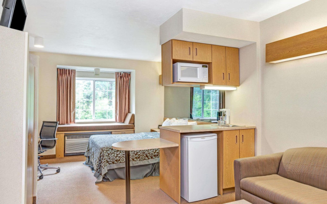 Days Inn by Wyndham Sturbridge