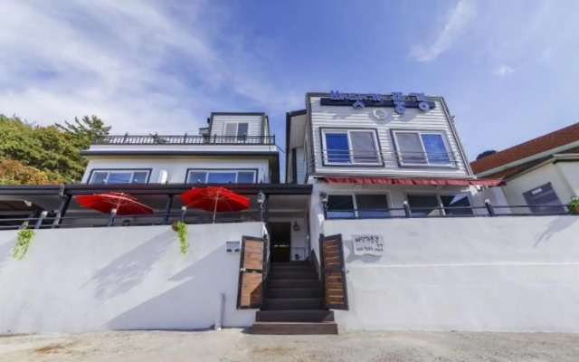 Yeosu Ocean View Pension
