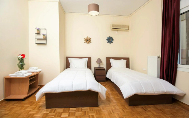 Lycabettus Quiet Renovated Apartment