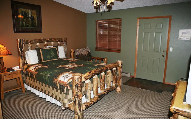 Timber Creek Chalets: 2B