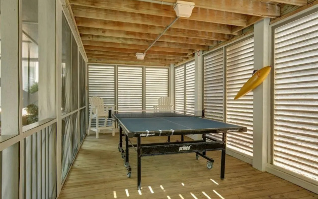 Holden Jeanie - 4 Br Home