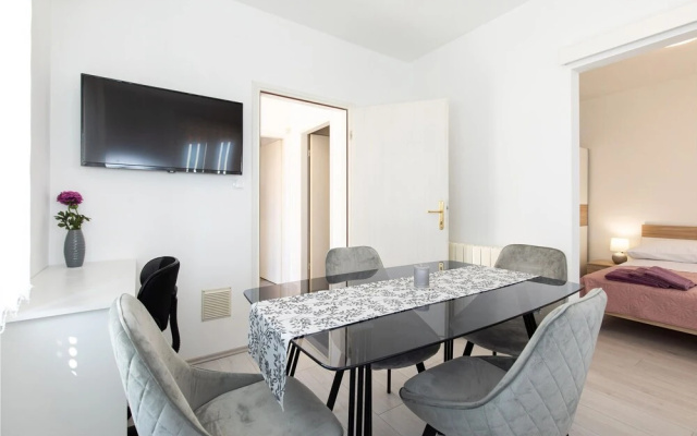 Nice Apartment in Rijeka With Wifi and 1 Bedrooms
