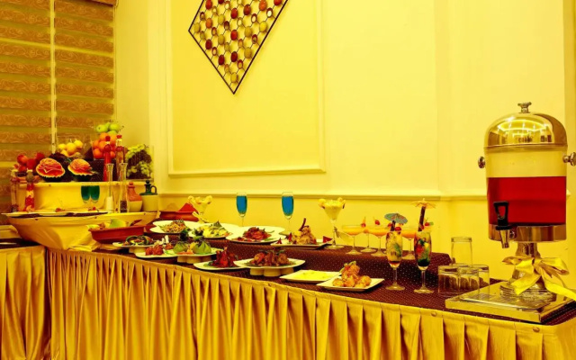 Camelot Hotel