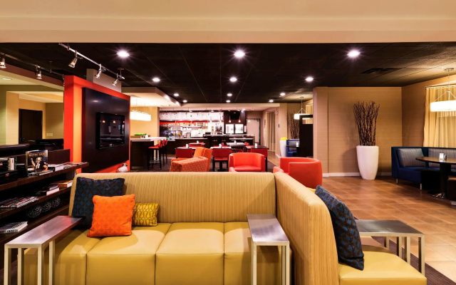 Courtyard by Marriott Mishawaka-University Area