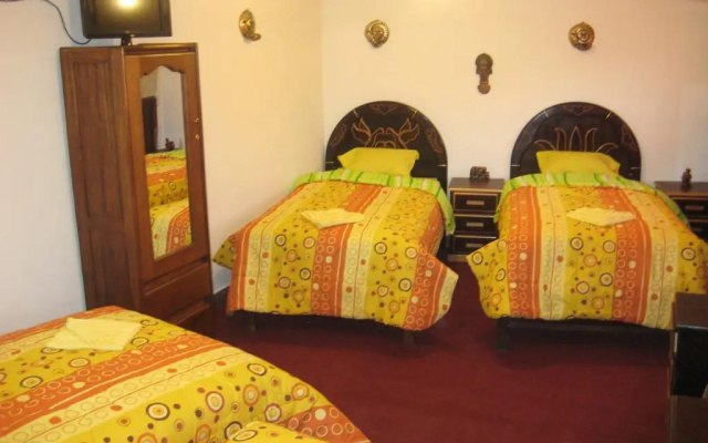 Casa Hospedaje La Sambleña