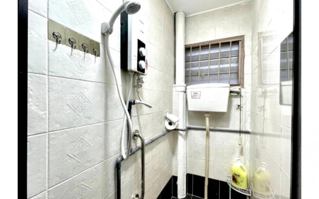 Hotel O S Homestay Premium