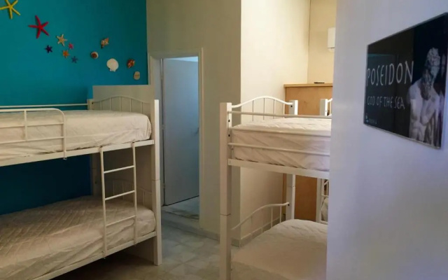 Rhodes Backpackers Boutique Hostel