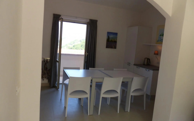 Apartment in Tropea With Sea Views & Pool