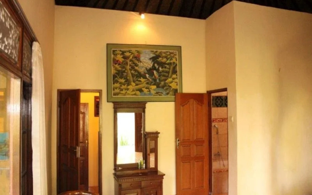 Batik Painting Villa Bali