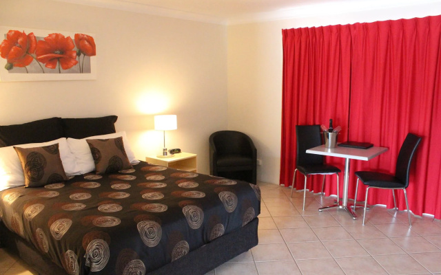 Rocky Gardens Motor Inn