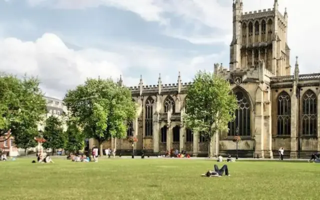 BRISTOL CITY CENTRE - 2 Bedroom Apartment - Marsh House