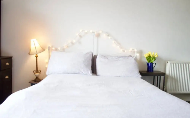 1 Bedroom Flat In Central Edinburgh