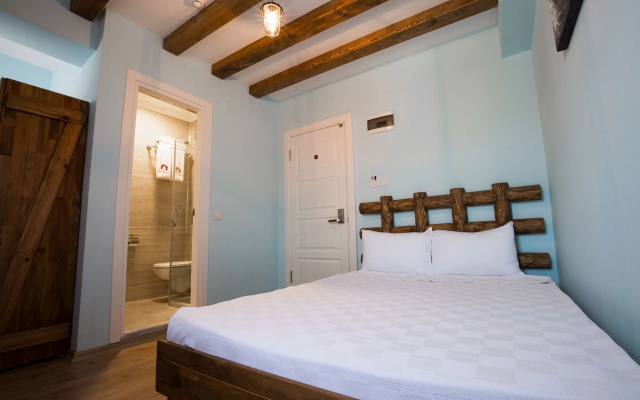 Menendi Otel