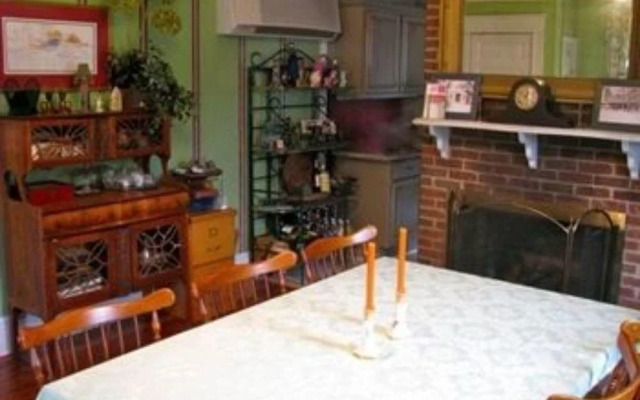 Pine Gables of Aberdeen Bed & Breakfast