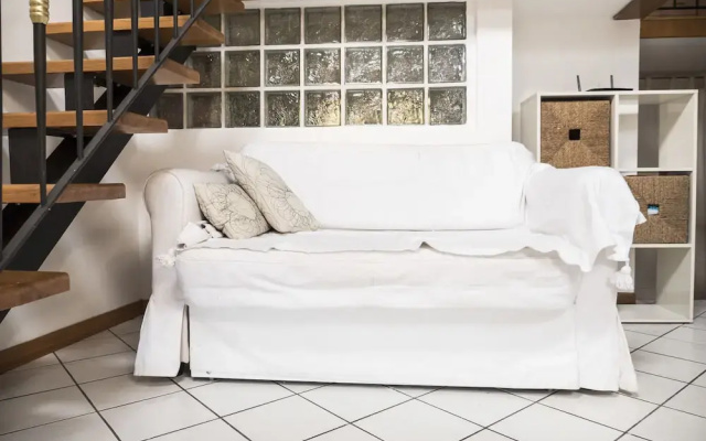 Nice and Cozy Quiet Apartment Right in the Center