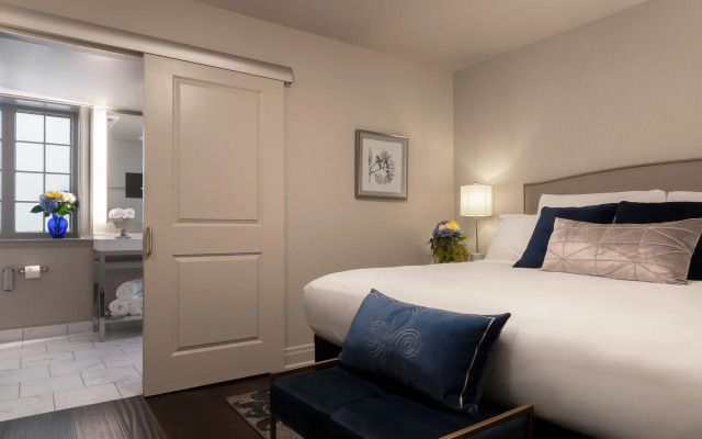 Seven Gables, St. Louis West, a Tribute Portfolio Hotel