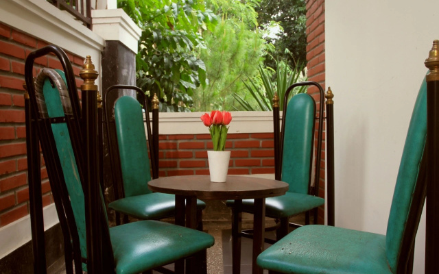 Bantal Guling Villa Bandung
