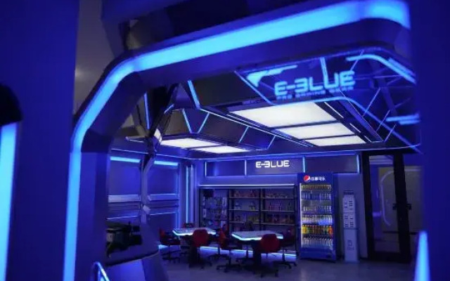 E-3LUE·Yibo E-sports Hotel(Yulin high tech Development Zone store)