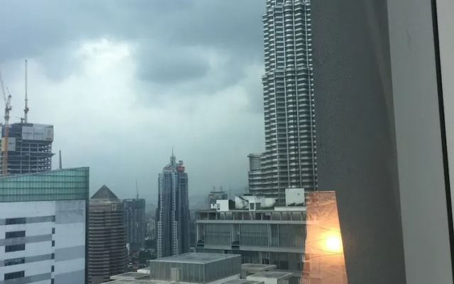 KLCC Soho Suite by SYNC