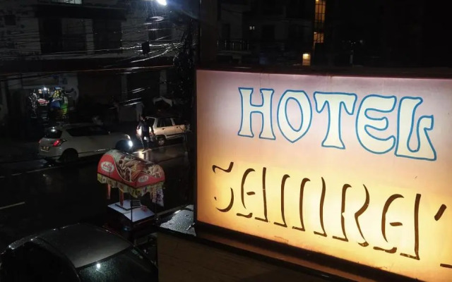 Hotel Samrat